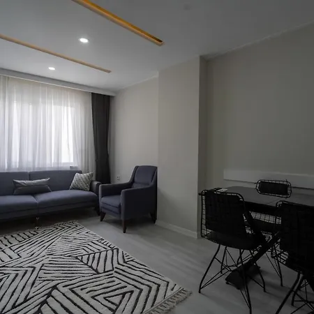 Cozy Apartment With Central Location And Balcony Close To Beach In Muratpasa, Antalya * Antalya
