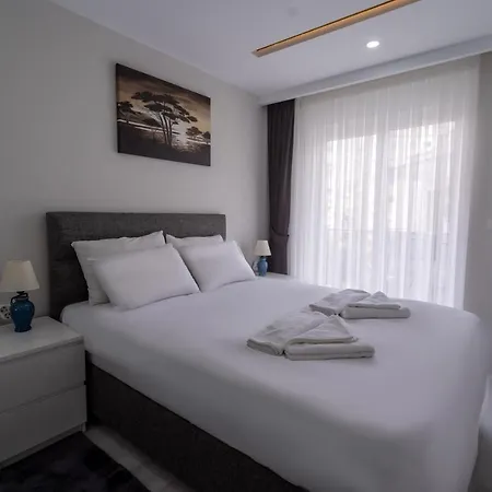 Cozy Apartment With Central Location And Balcony Close To Beach In Muratpasa, Antalya