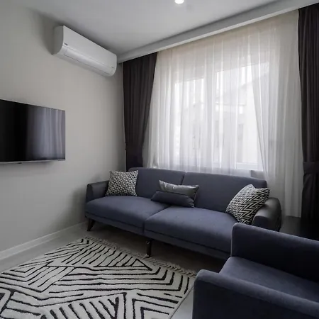 Cozy Apartment With Central Location And Balcony Close To Beach In Muratpasa, Antalya * Antalya